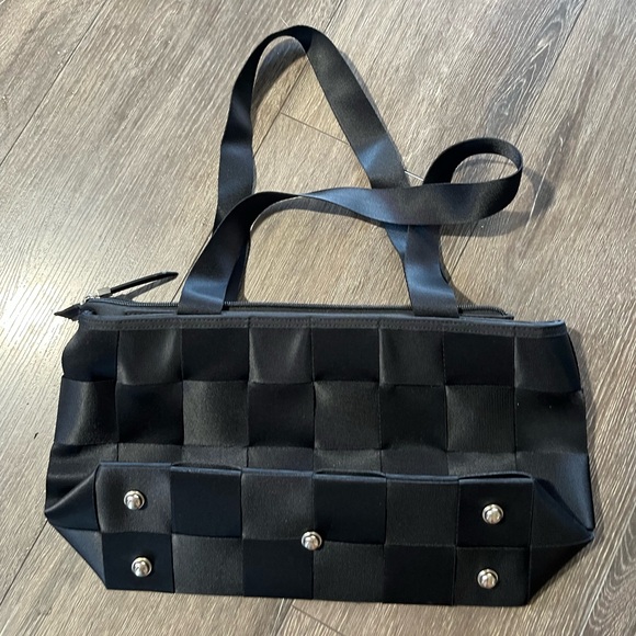 Comely Seat belt bag Black - Picture 3 of 5